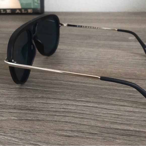 Quay pink Purple Gradient Sunglasses Empire 125 - Picture 2 of 5